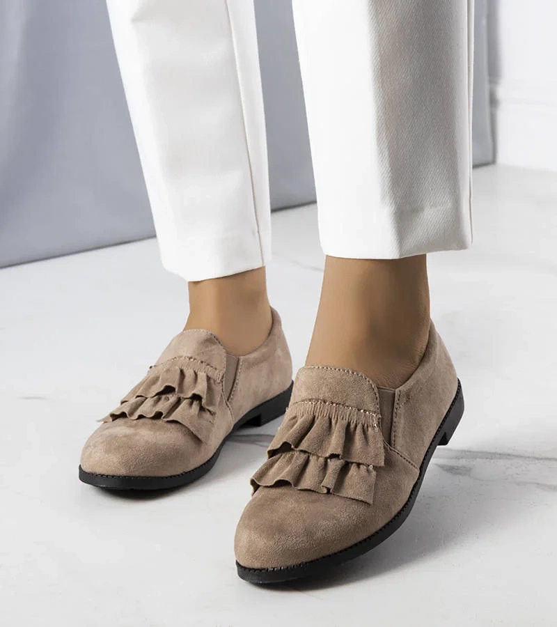 Pantofi bej jumătate cu volan Kailani