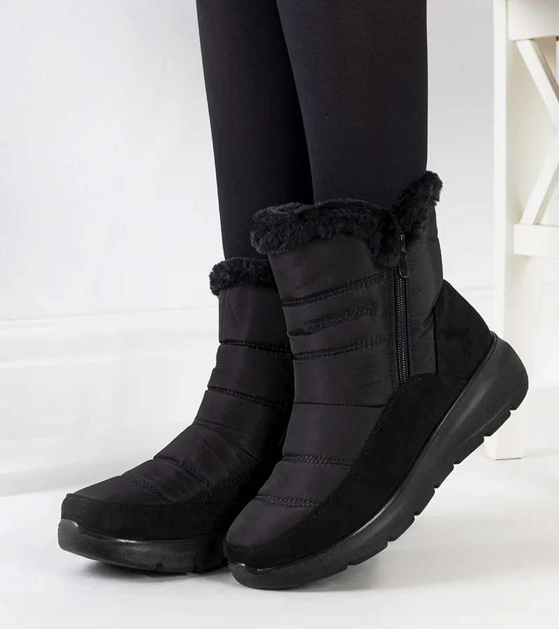 Cizme de zăpadă negre matlasate de la Azmarin