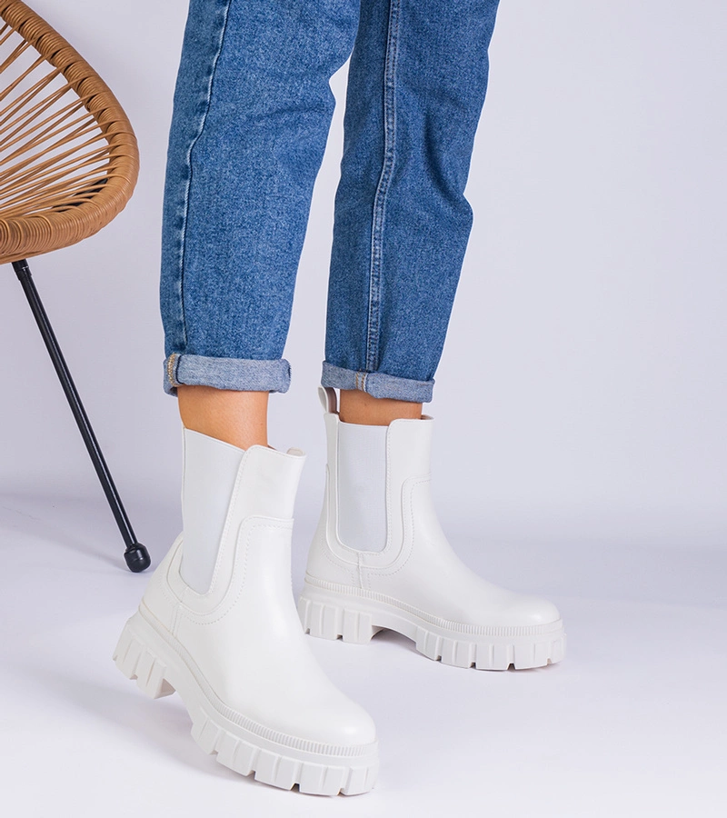 Botine albe până la gleznă cu inserție elastică Rolandela