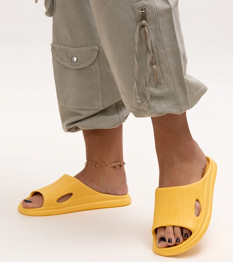 Papuci de spumă galbeni Myrtile