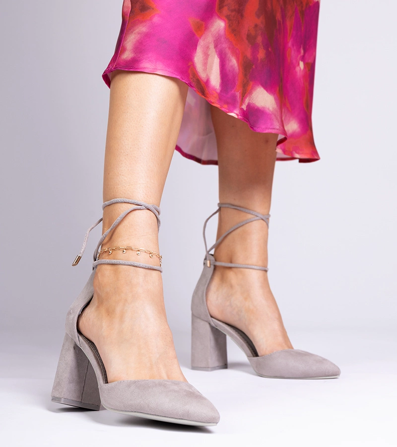 Pantofi stiletto gri clasici din piele ecologică întoarsă Kaya