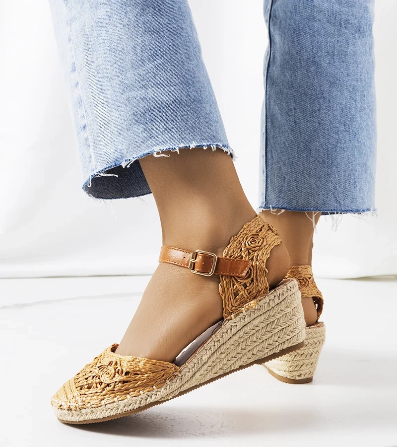 Espadrile maro pe platforme Dafin