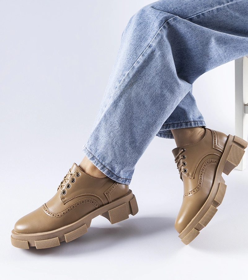 Pantofi maro cu șireturi Piazzetta