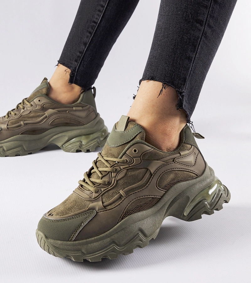 Adidași verzi Wolnut