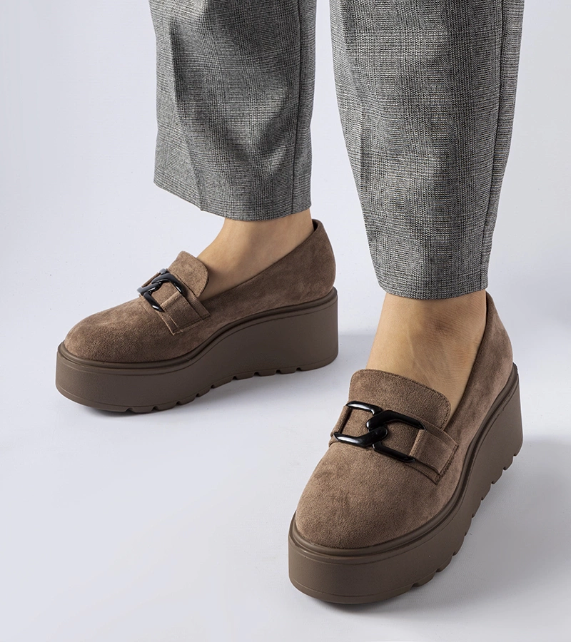 Mocasini maro cu platformă medicală