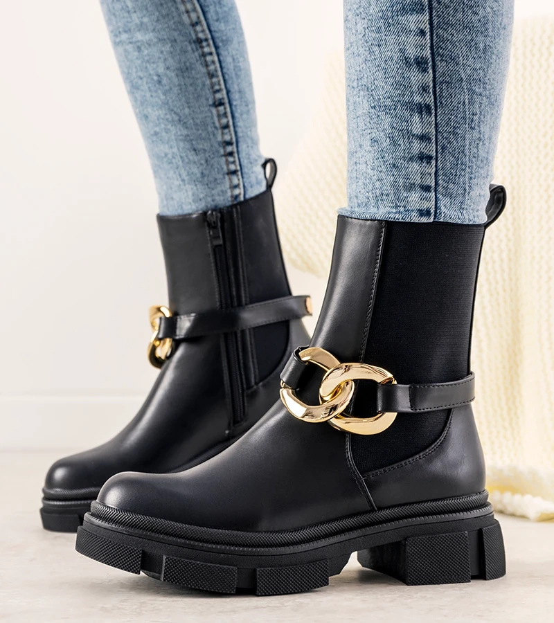 Cizme negre cu lanț Trinity