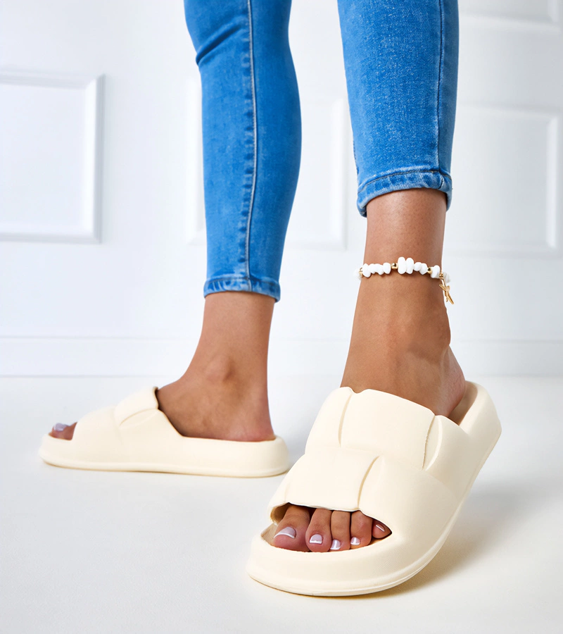 Papuci de spumă bej Lete