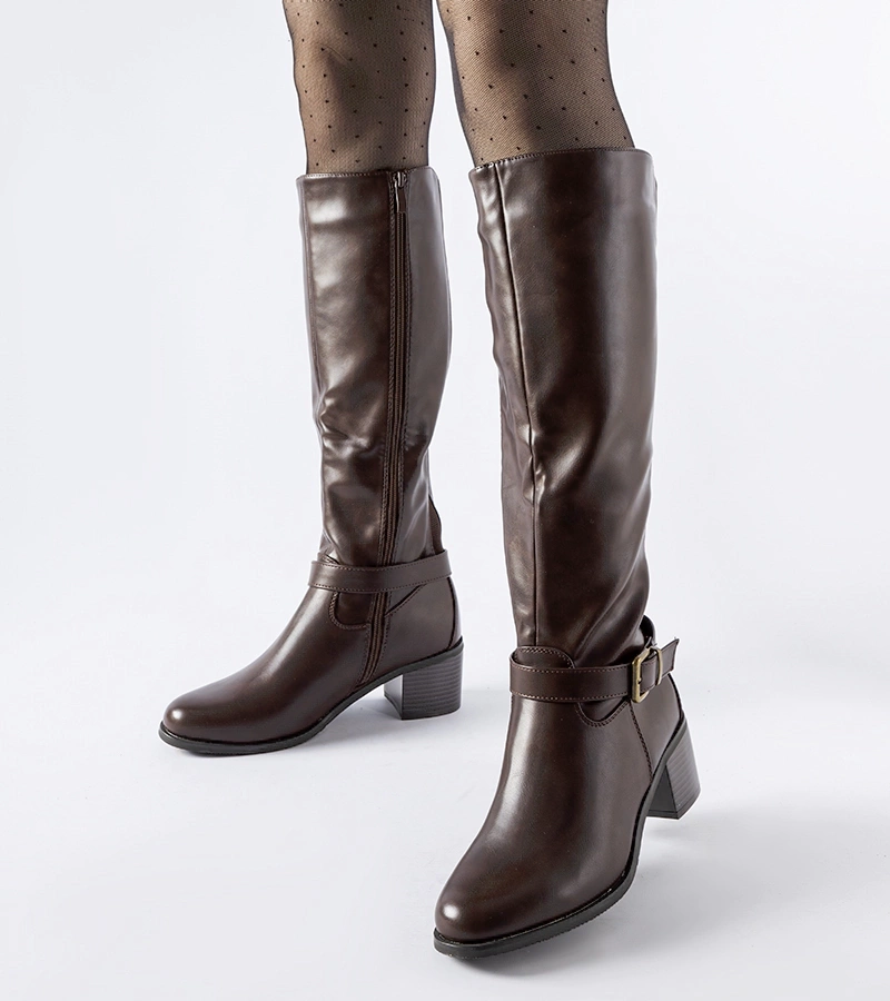 Cizme maro inchis cu catarama decorativa Ernest