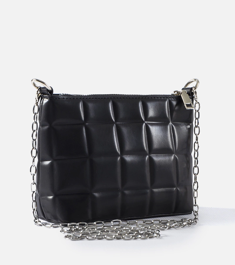 Geantă neagră matlasată cu lanț Laas