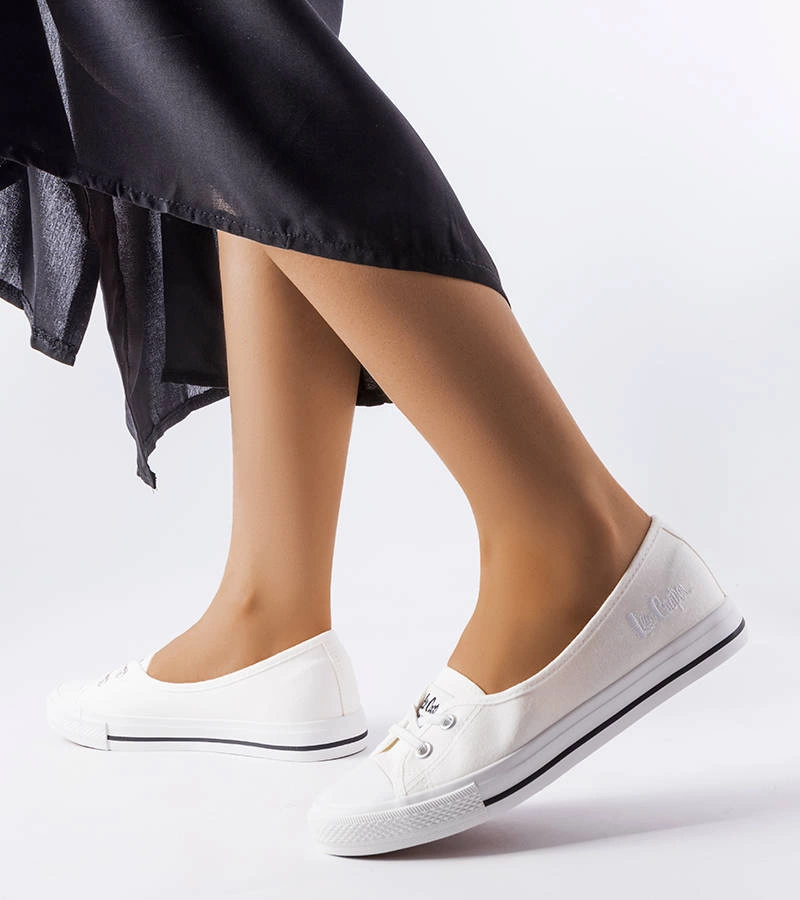 Pantofi de sport Lee Cooper albi LCW-23-44-1791L