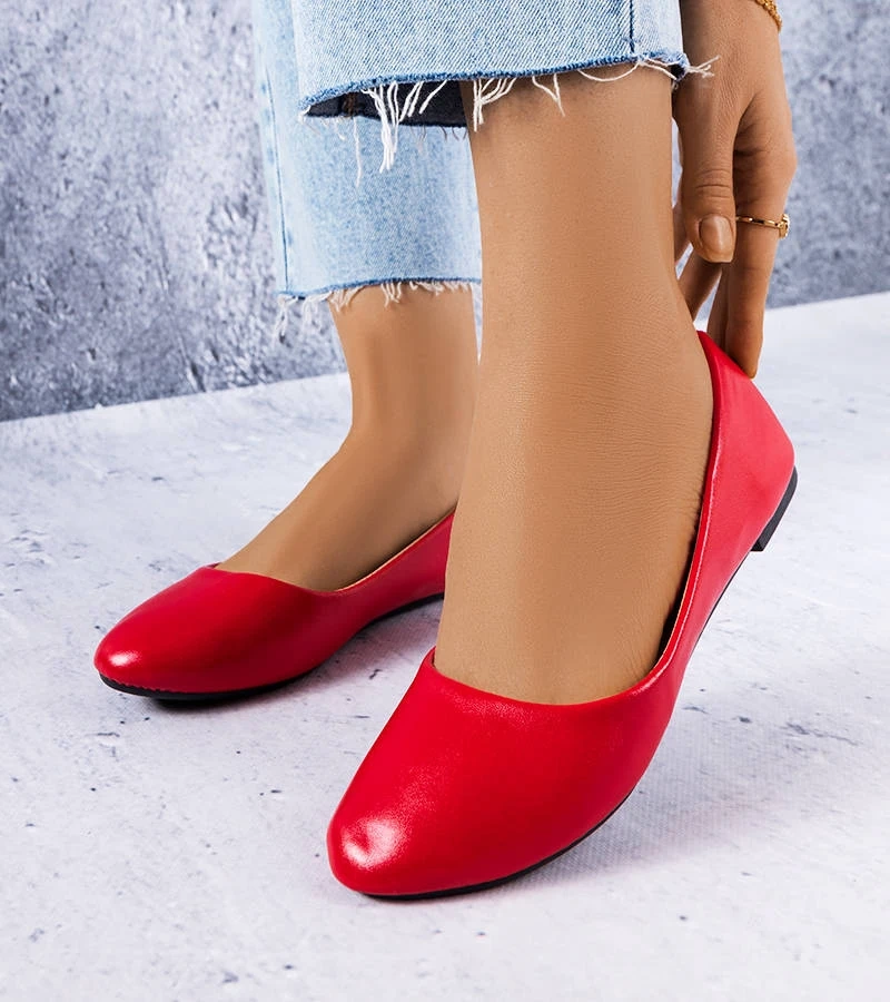 Balerini clasici roșii de Narcisse