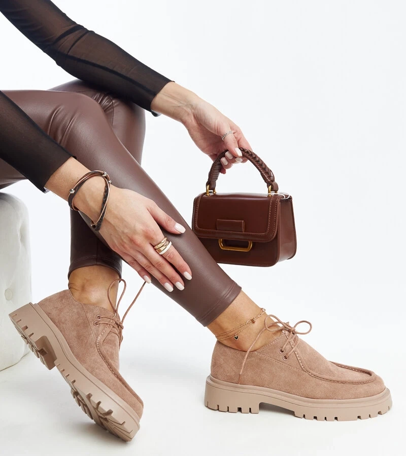 Pantofi clasici de piele intoarsă maro Keiko