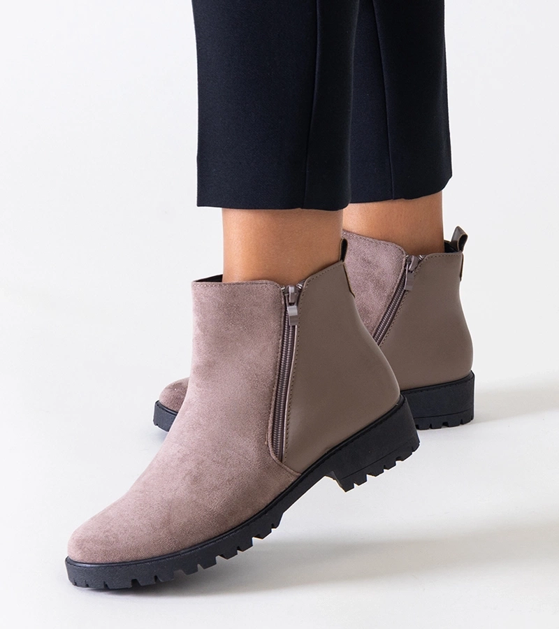 Botine maro cu platformă din velur ecologic Kirla.