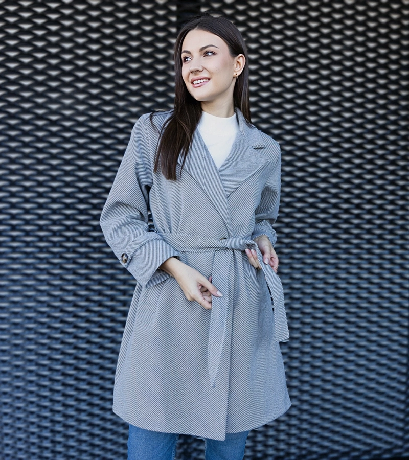 Pardesi elegant gri legat oversized Bahera.