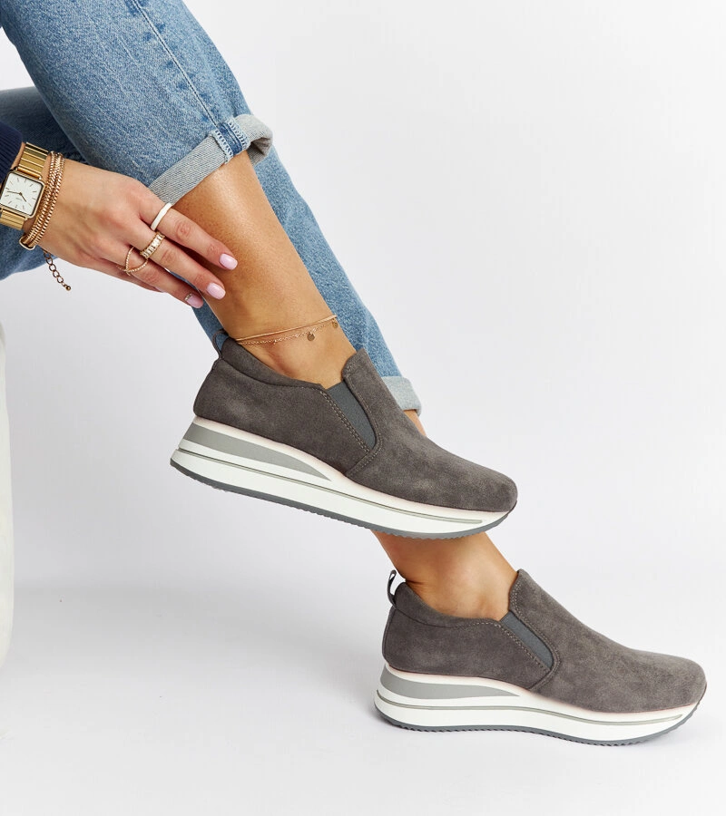 Sneakers gri pe platformă Cliffside