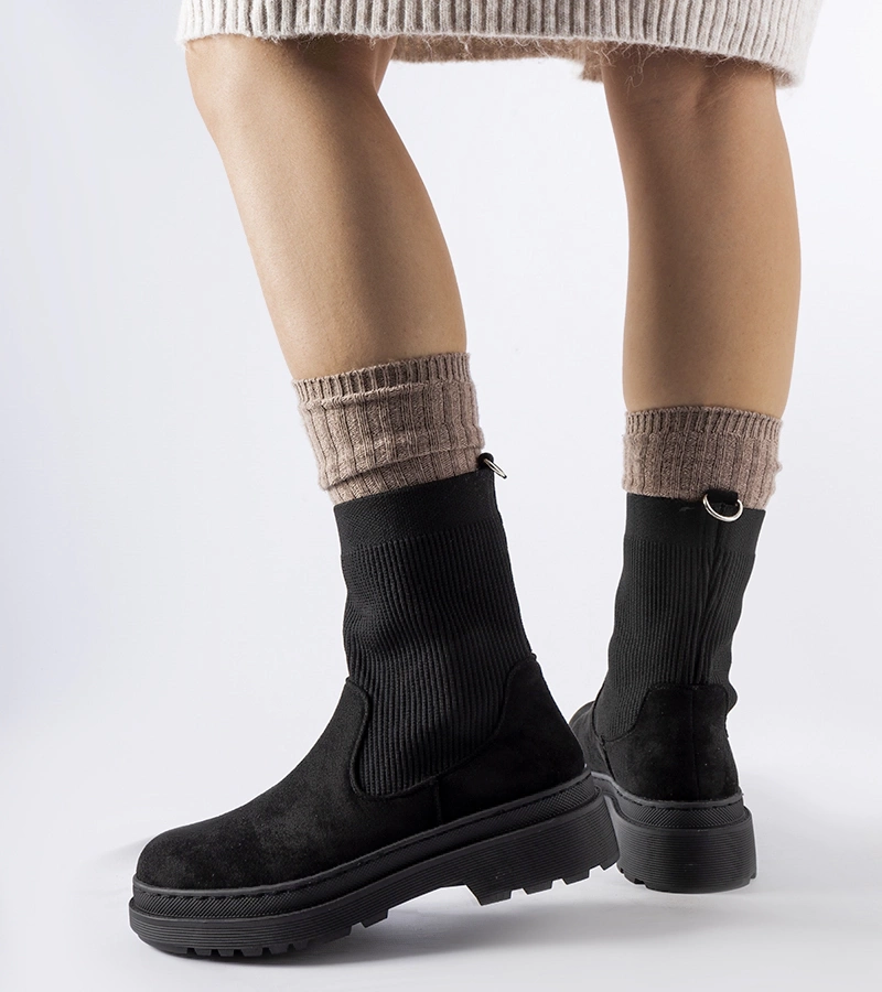 Bocanci masivi negri cu șosete Hawkins