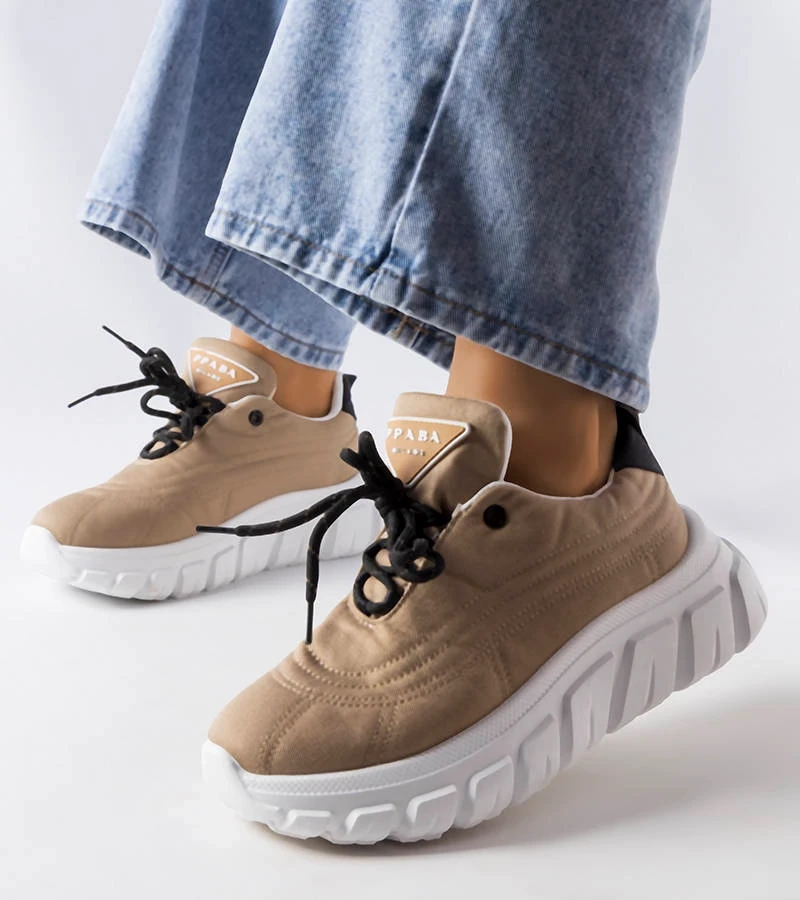 Adidași Aisys bej închis Aisys