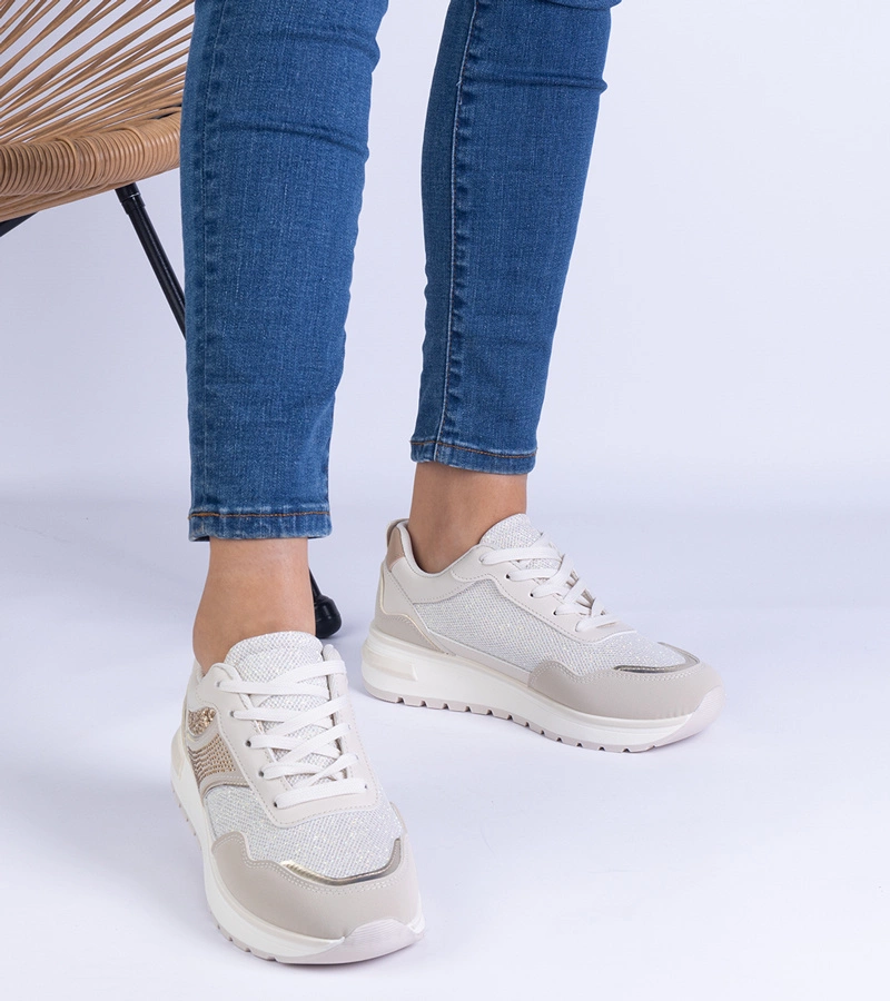 Adidași bej decorați cu sclipici și pietre Savina