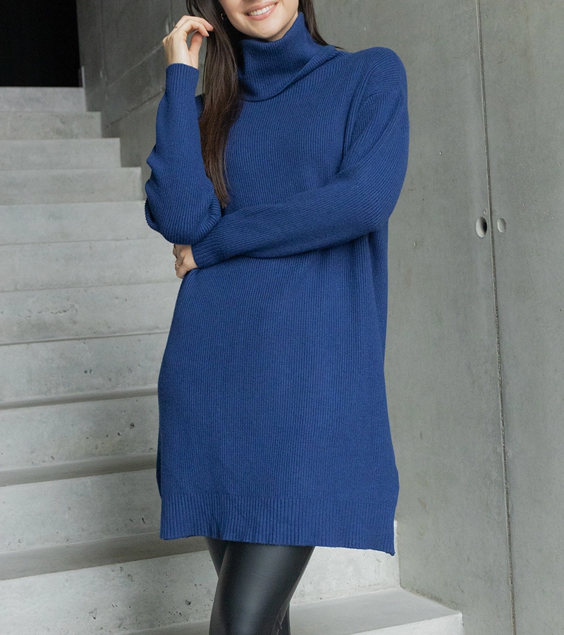 Pulover lung albastru închis moale cu guler înalt Kali