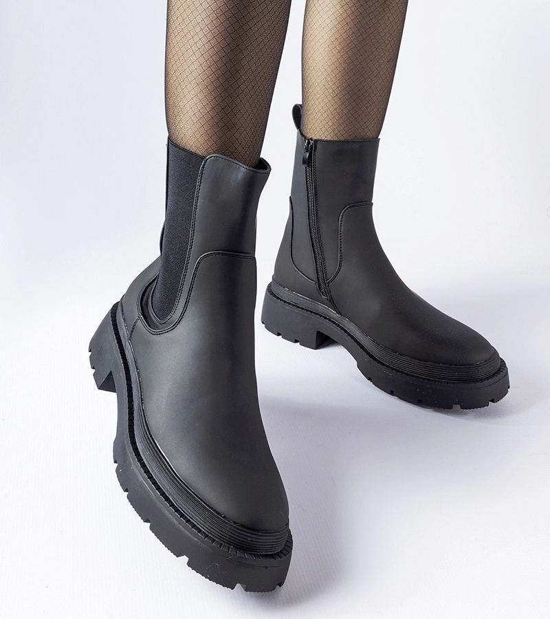 Bocanci negri masivi și călduroși Banaudon