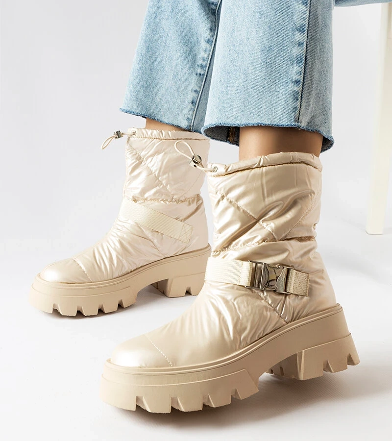 Cizme de zăpadă lăcuite bej Ambretta