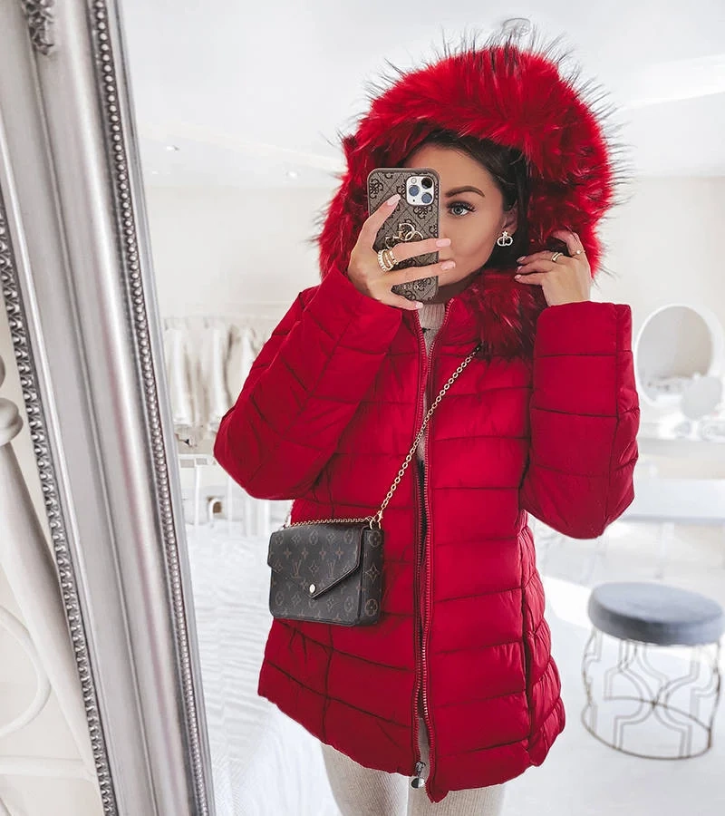 Jachetă roșie matlasată de Koa