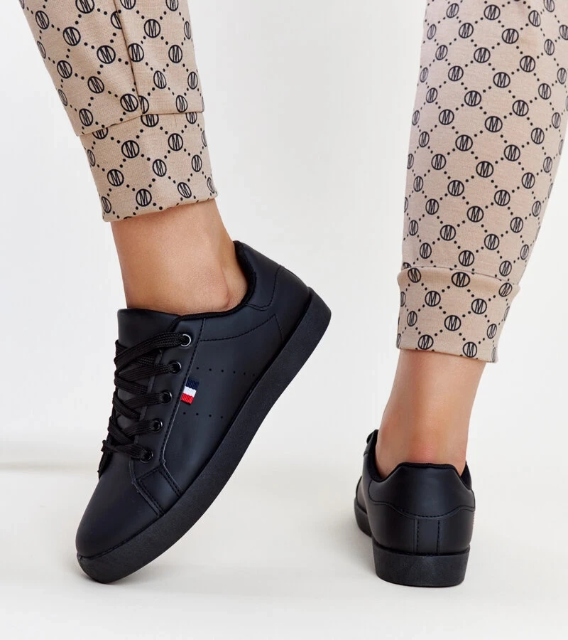 Adidasi negri din piele ecologică Gioya