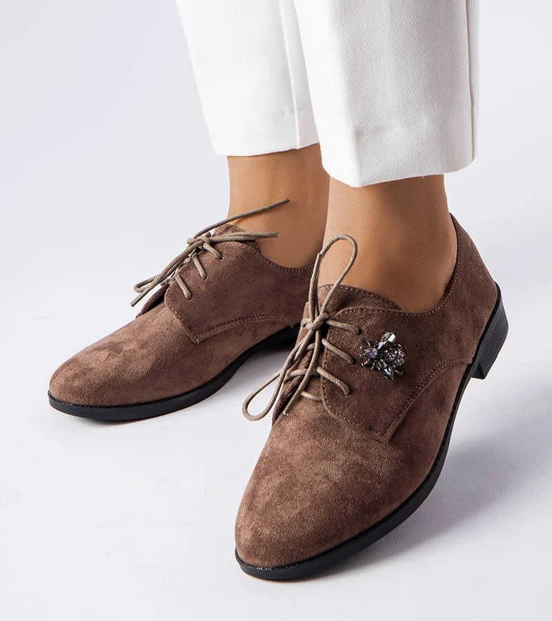 Pantofi maro cu aplicații de zirconiu Carignan