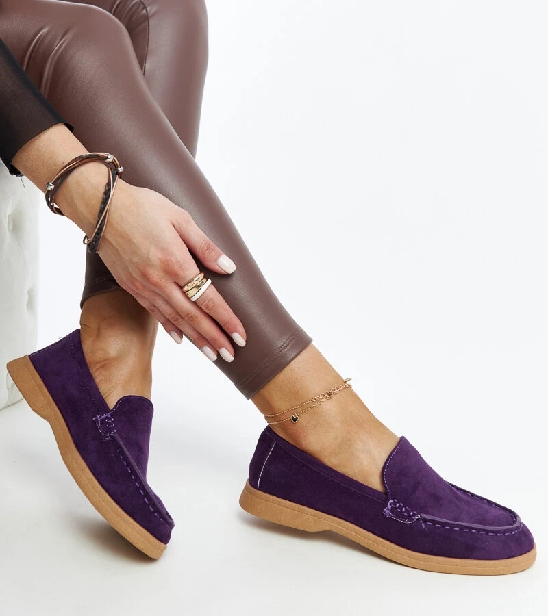 Pantofi semi-caj în nuanță de violet din piele de antilopă Rumay