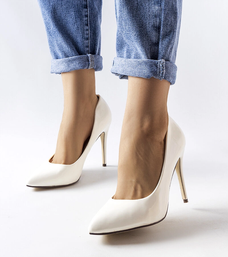 Pantofi stiletto Marcos lăcuiți alb