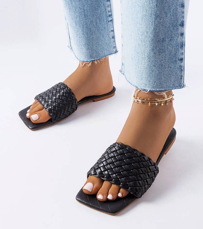 Flip-flops negri împletiți de Goldleaf