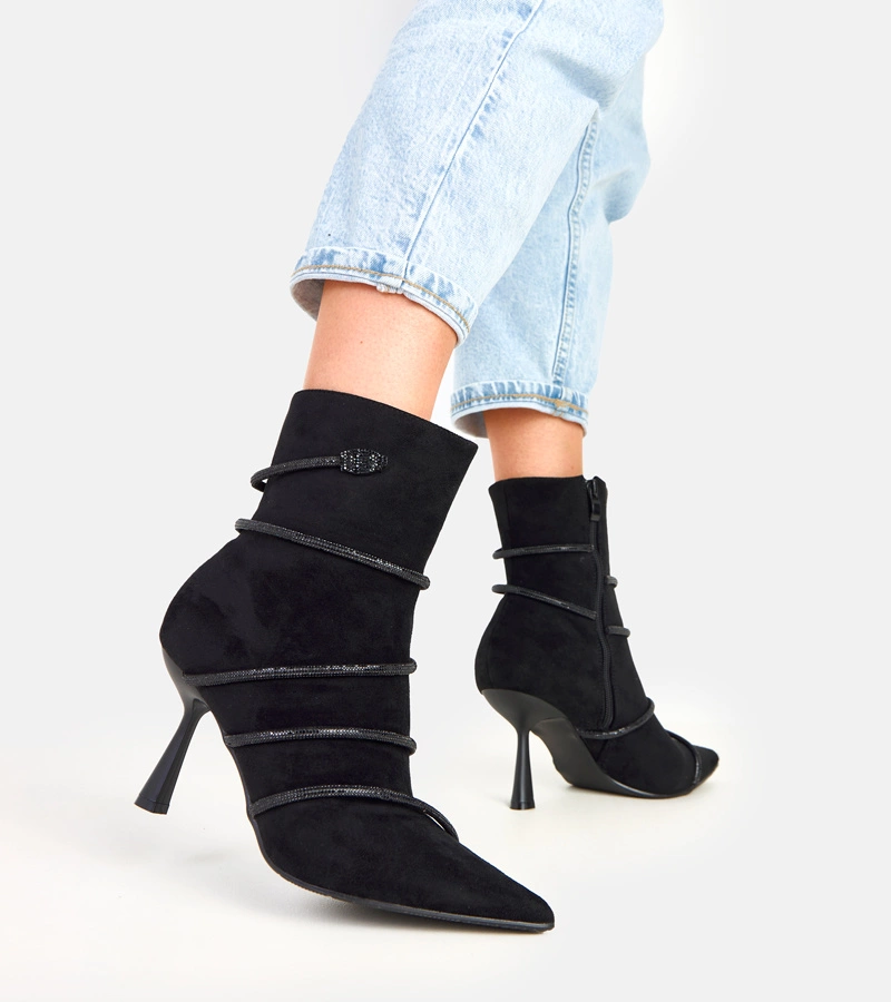 Botine negre cu toc cui decorate cu pietre Nethe