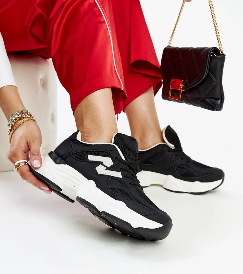 Adidași negri cu talpă masivă Gergely