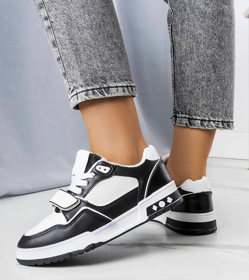 Adidași Ollie negri pentru femei