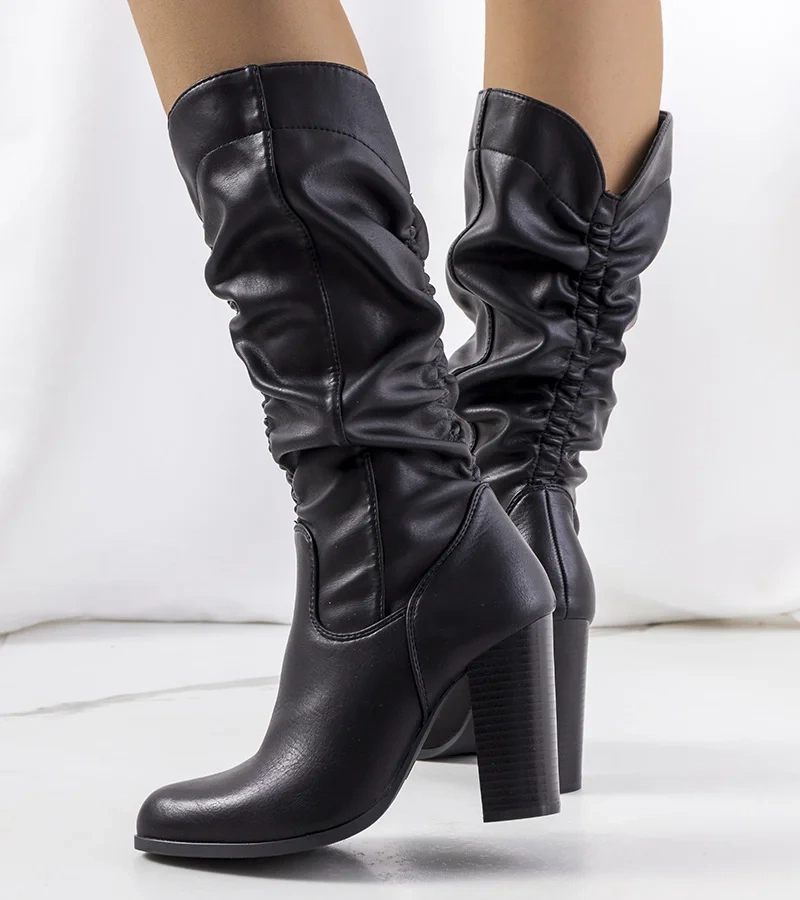 Cizme negre cu toc Serpa