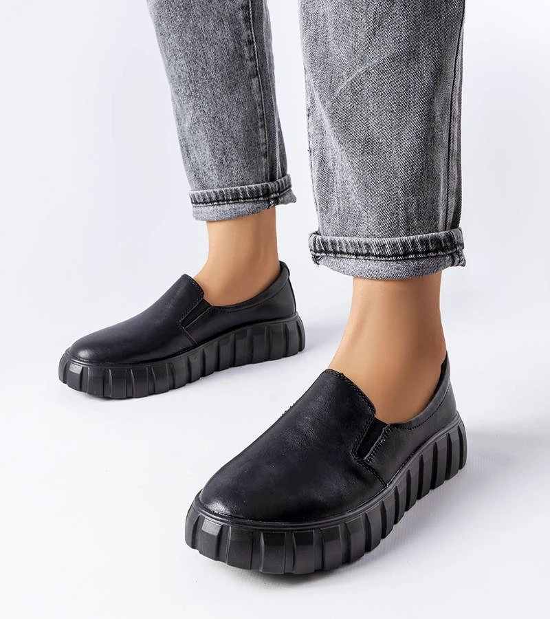 Pantofi de jumătate de încălțăminte Igreja negru