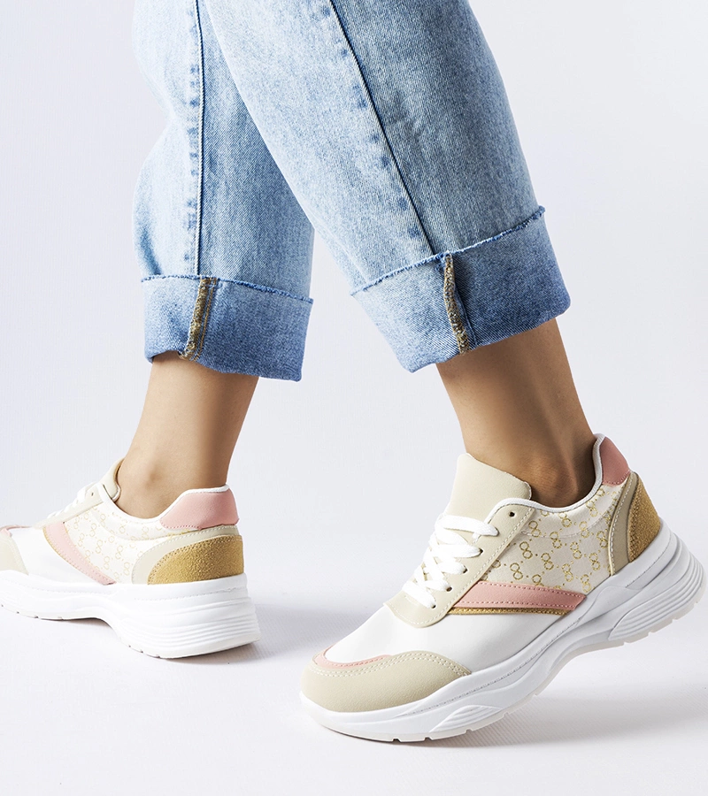 Adidași bej și albi cu accente aurii duffy