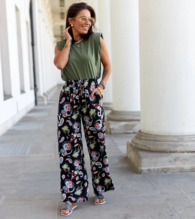 Pantaloni largi negri cu flori Palermo