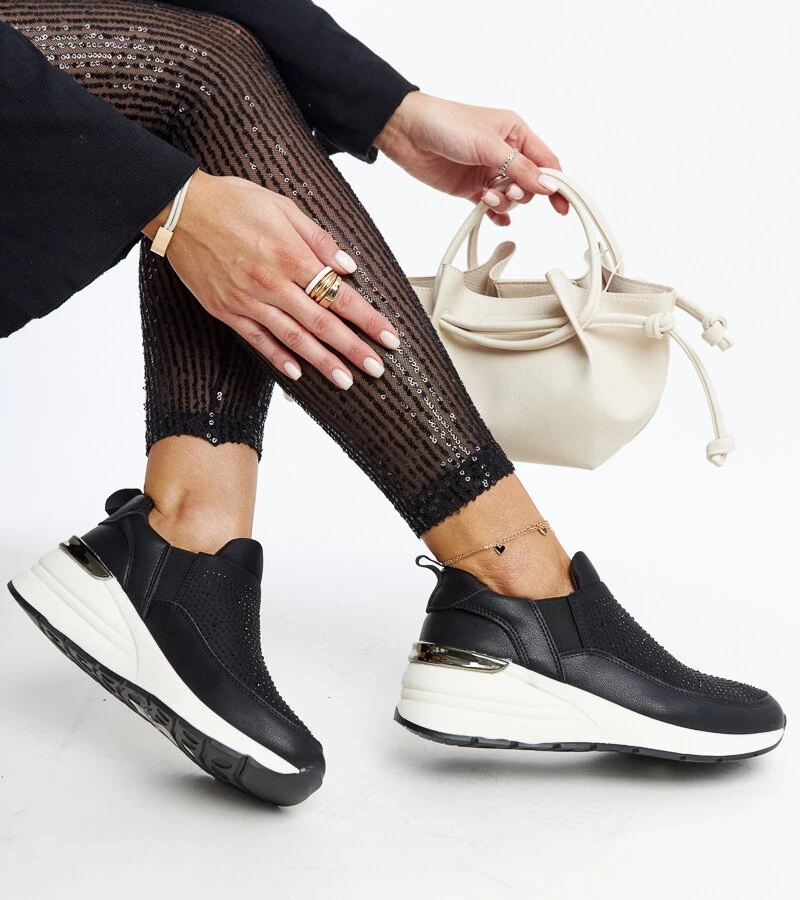 Sneakers negri cu platforma și cu zirconii Ashleey
