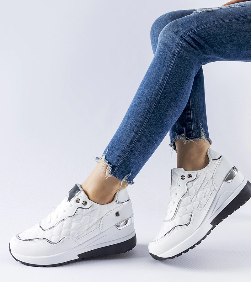 Sneakersi albi matlasați cu platformă Pisignano