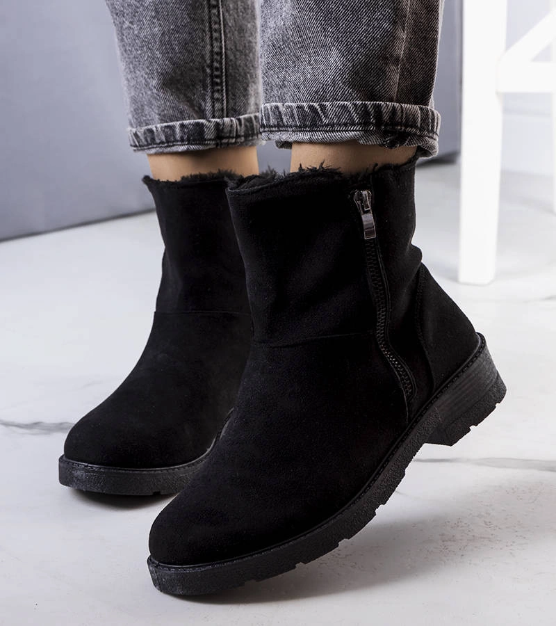 Cizme izolate Salona negre