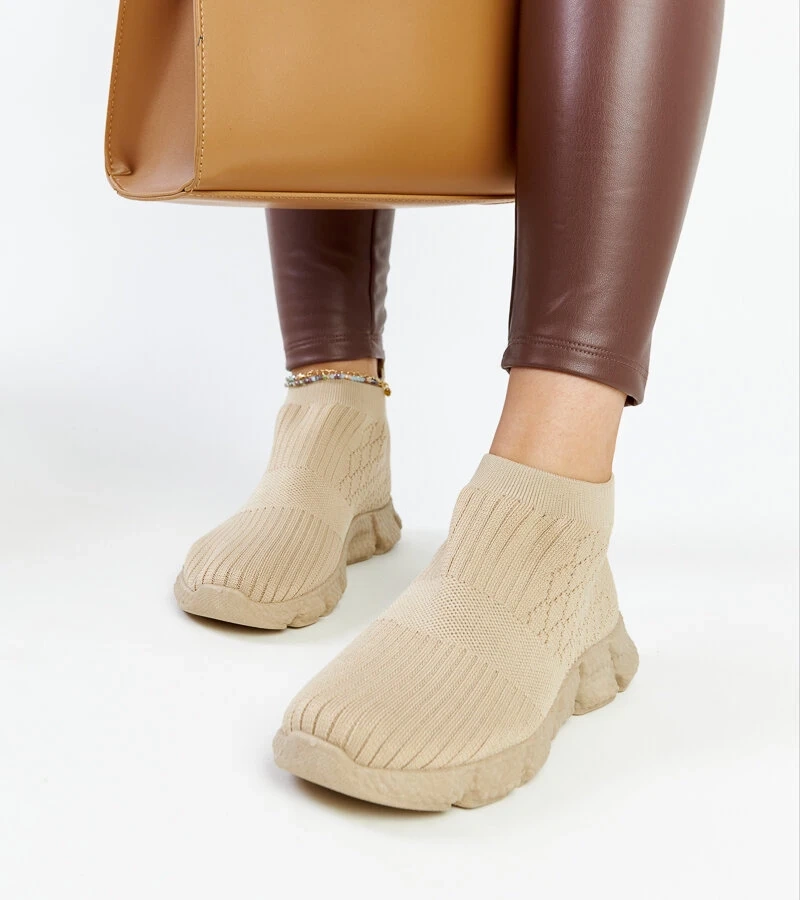 Teniși sport ușori de culoare bej închis Vaclava