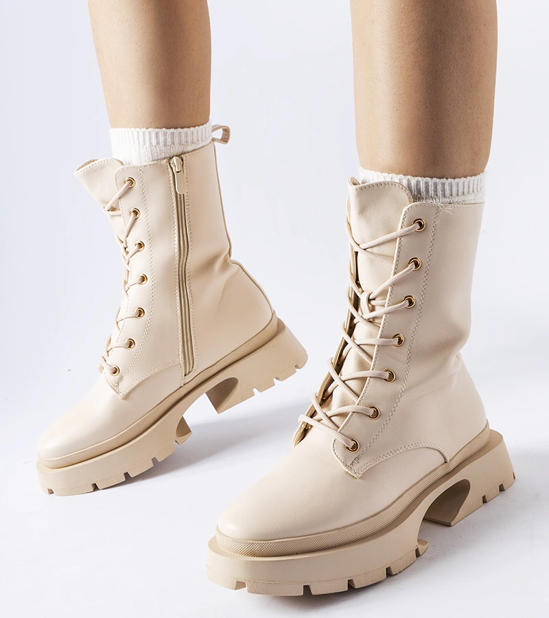 Botine căptușite bej cu șireturi Aeroporto