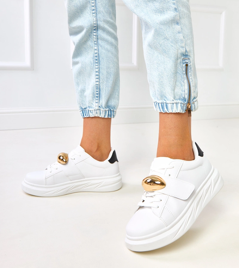 Adidași albi cu platformă și accent auriu Melania