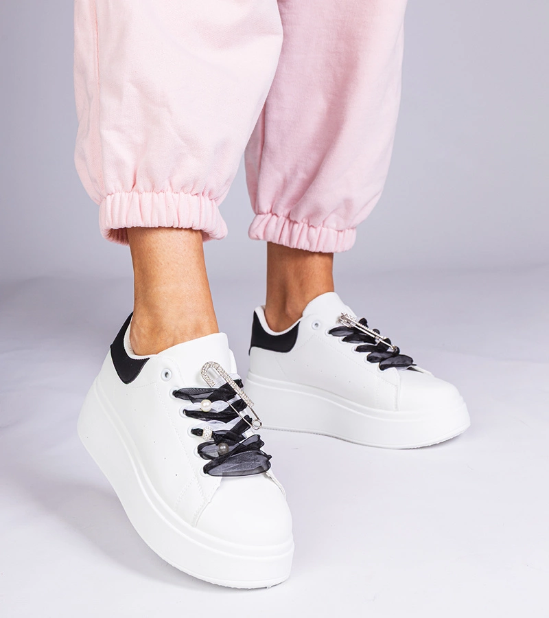 Adidași albi cu inserție neagră și toc cu pietre strălucitoare Floura