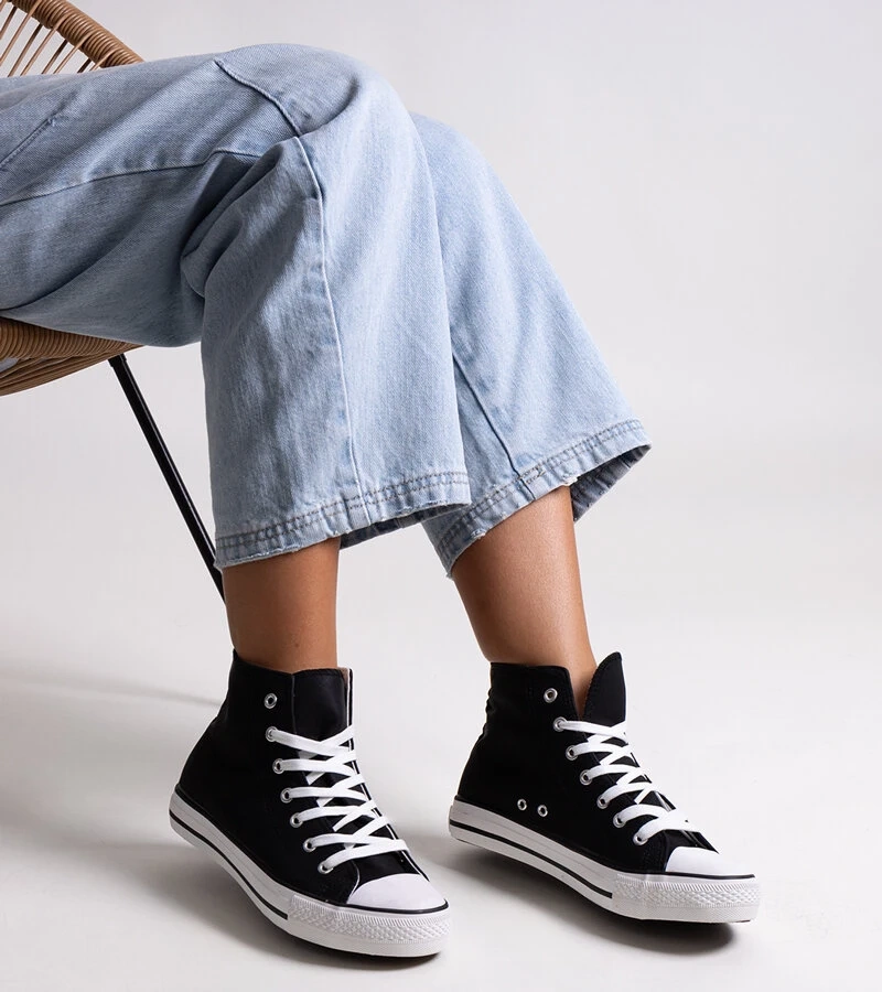 Teniși înalți negri Efren