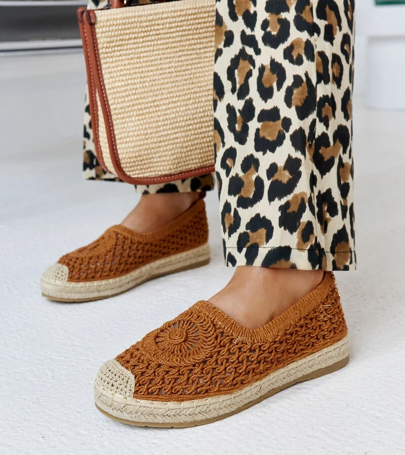 Espadrile brodate maro Seila