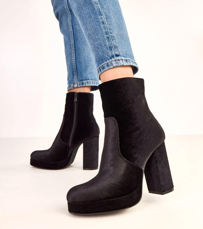 Botine negre lucioase cu toc gros Asanda