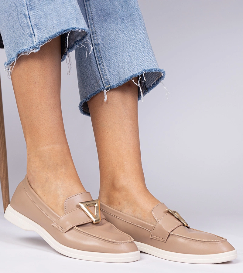 Mocasini de damă bej-închis cu decorațiune elegantă Viletta