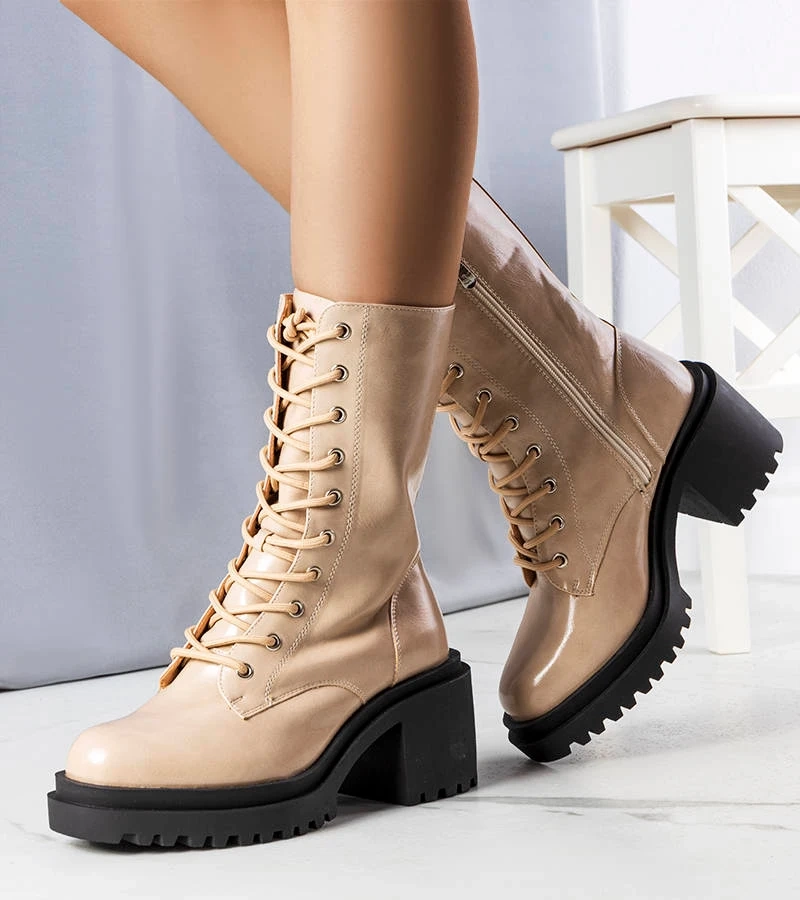 Cizme cu tocuri izolate bej Verno